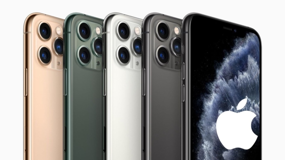 iPhone 11 Pro poznáte podle barevného provedení a třech objektivů na zádech